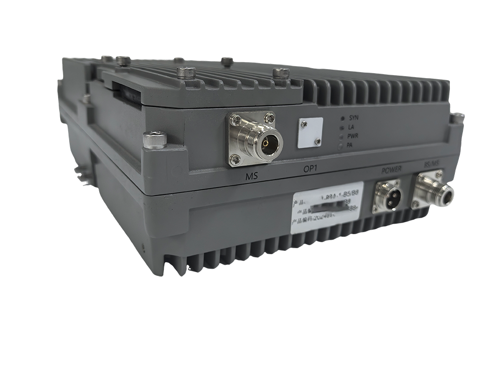  波密三频手机信号接收器2000㎡